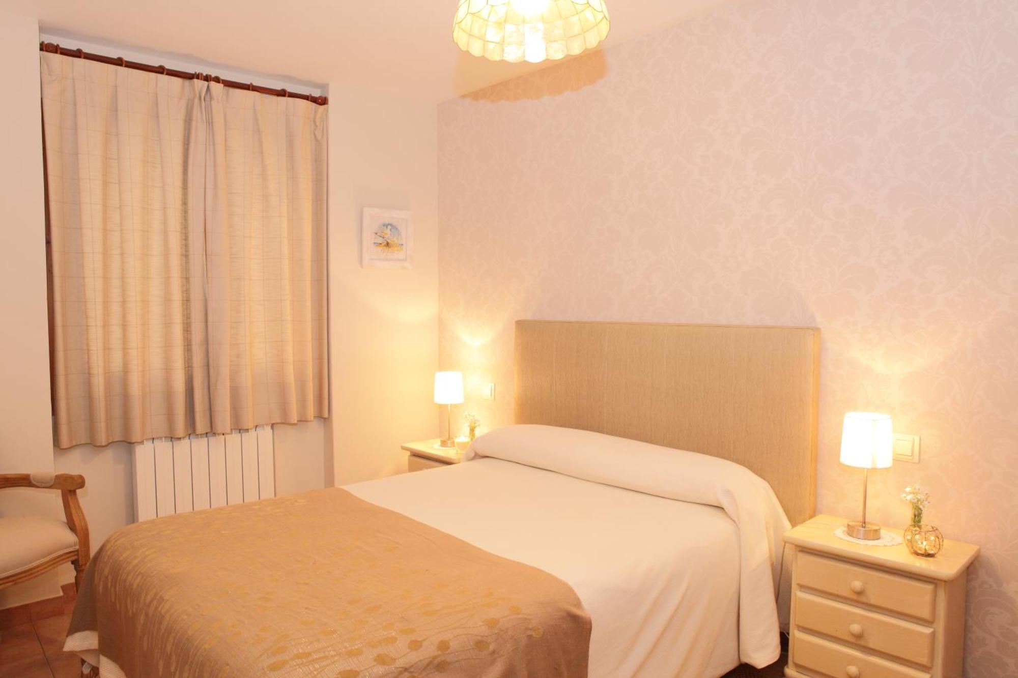 Apartamentos Alba Casa Alquesera Sahun Zewnętrze zdjęcie